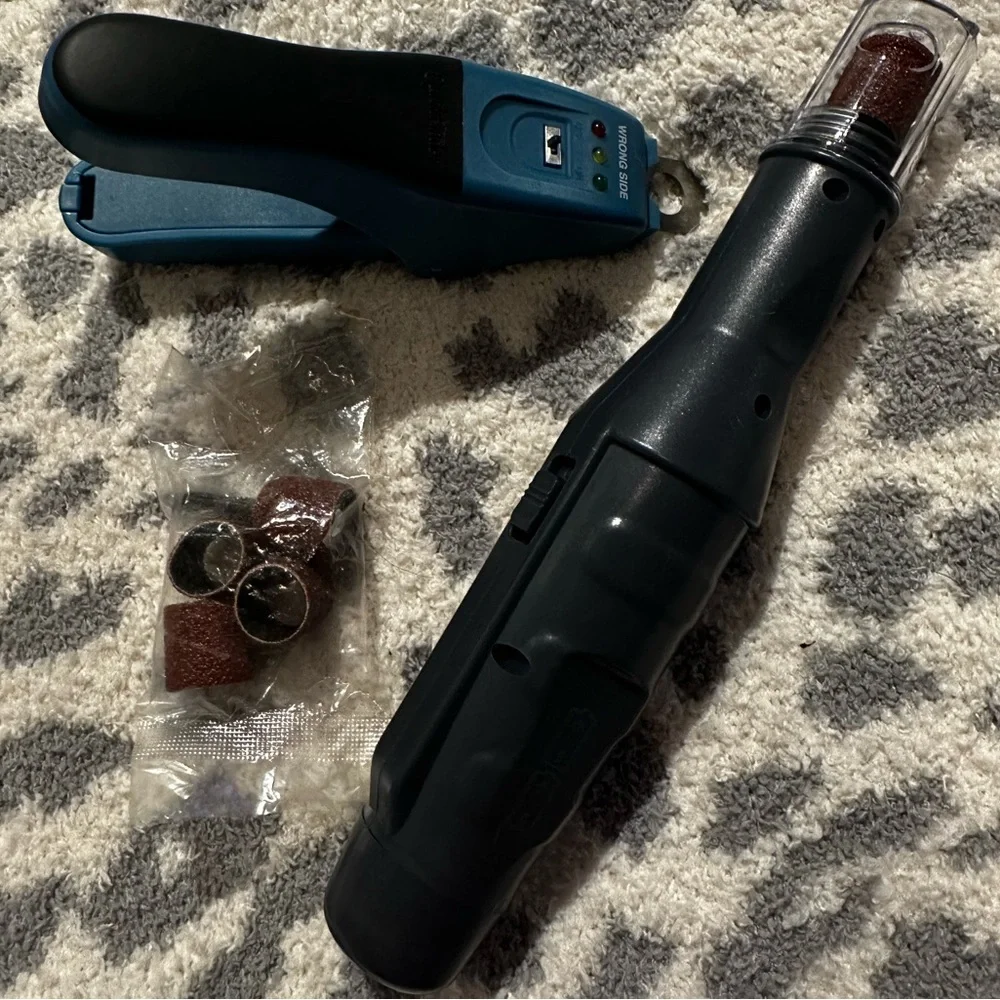 NWOT Nail Grooming QuickFinder & Nail Grinder